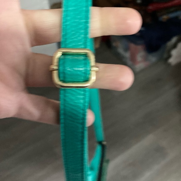 Apt 9 Green Cross Body Zippered Small Purse Bag. - Picture 12 of 12